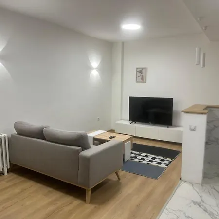Sistoni Square Aparment