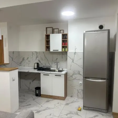 Sistoni Square Aparment Apartman *